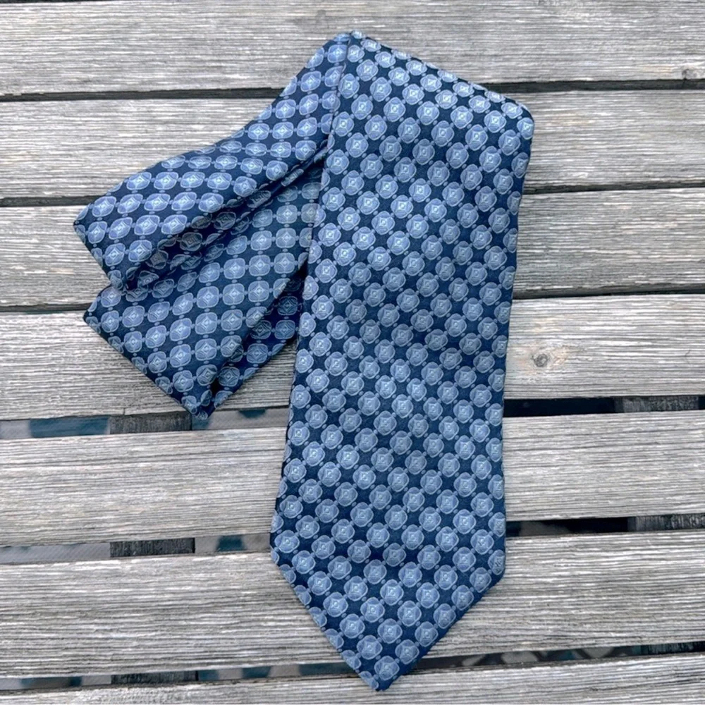 JOSEPH ABBOUD men’s blue neck tie